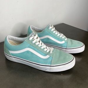 Vans Old Skool shoe UNISEX Men’s size 10.5 Woman’s 12